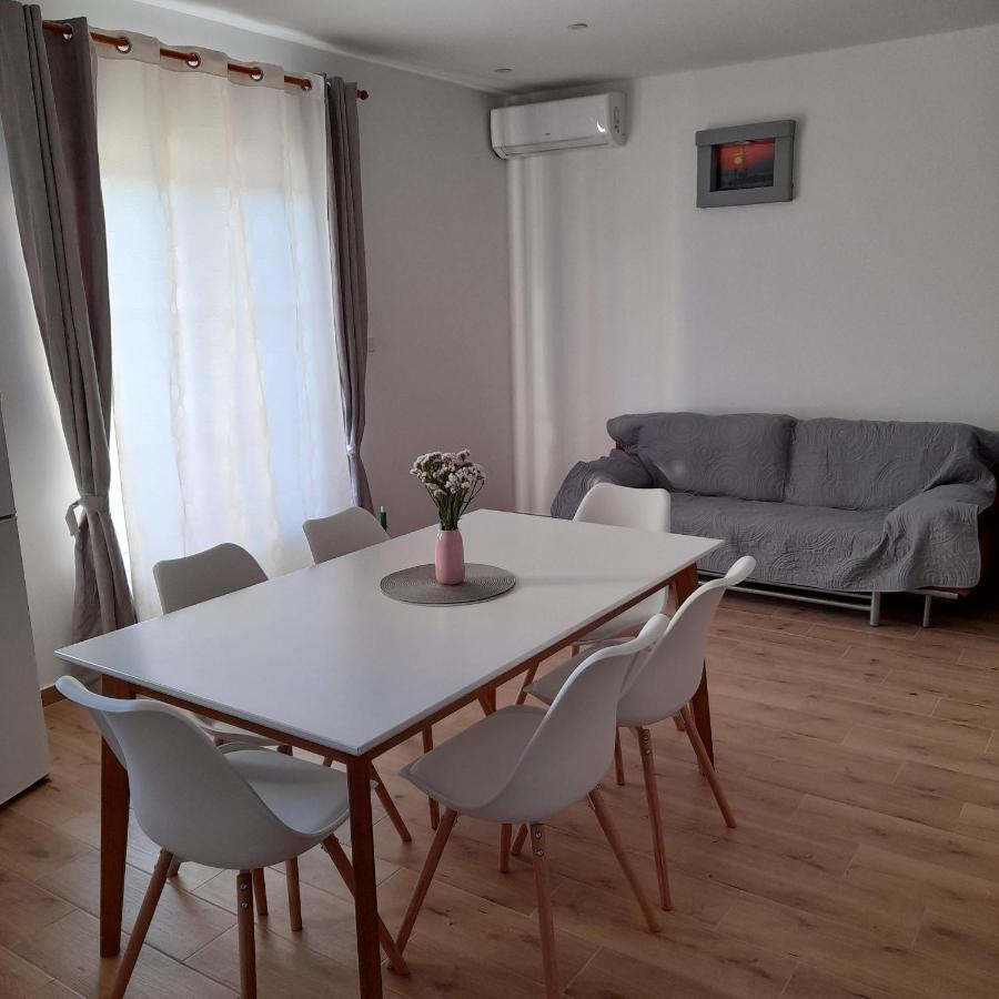 Apartments Filipovic Biograd Na Moru Eksteriør billede