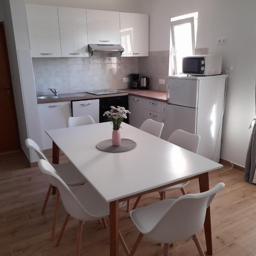 Apartments Filipovic Biograd Na Moru Eksteriør billede