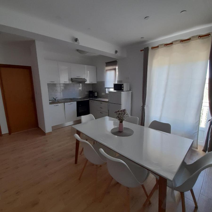 Apartments Filipovic Biograd Na Moru Eksteriør billede