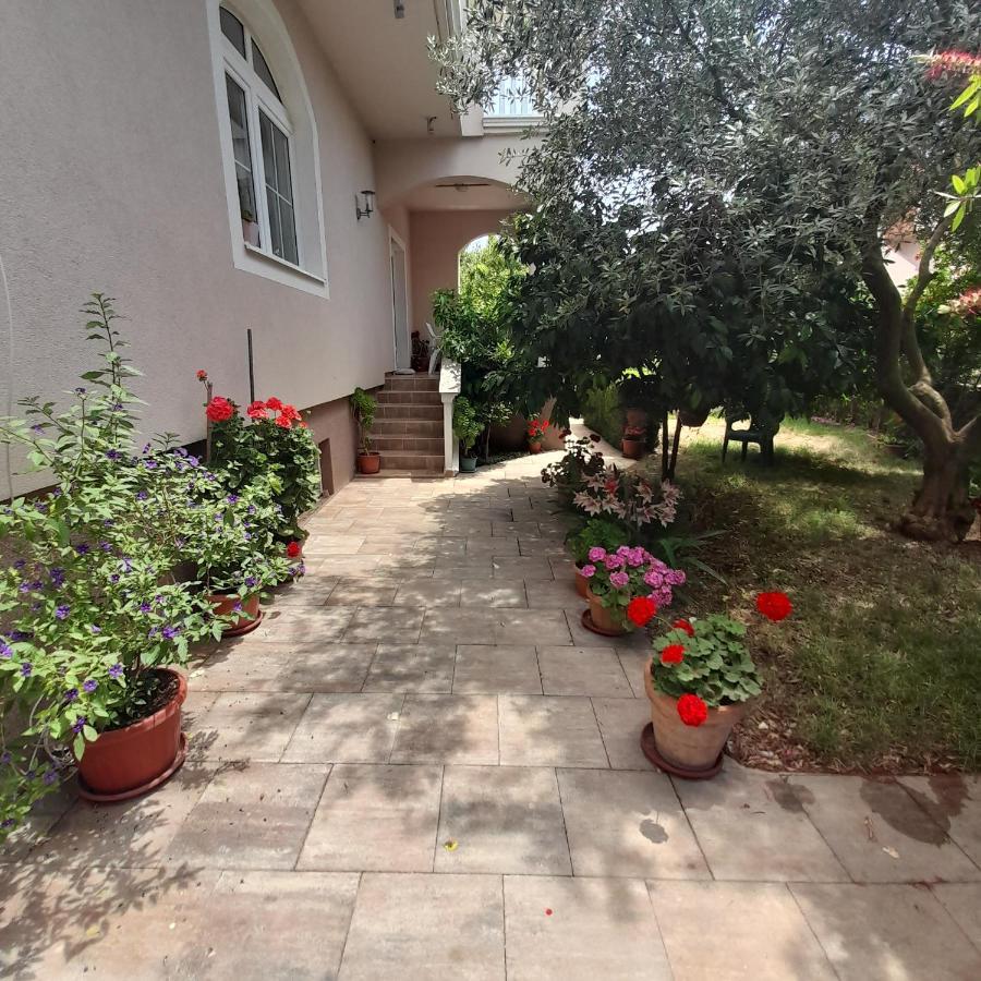 Apartments Filipovic Biograd Na Moru Eksteriør billede