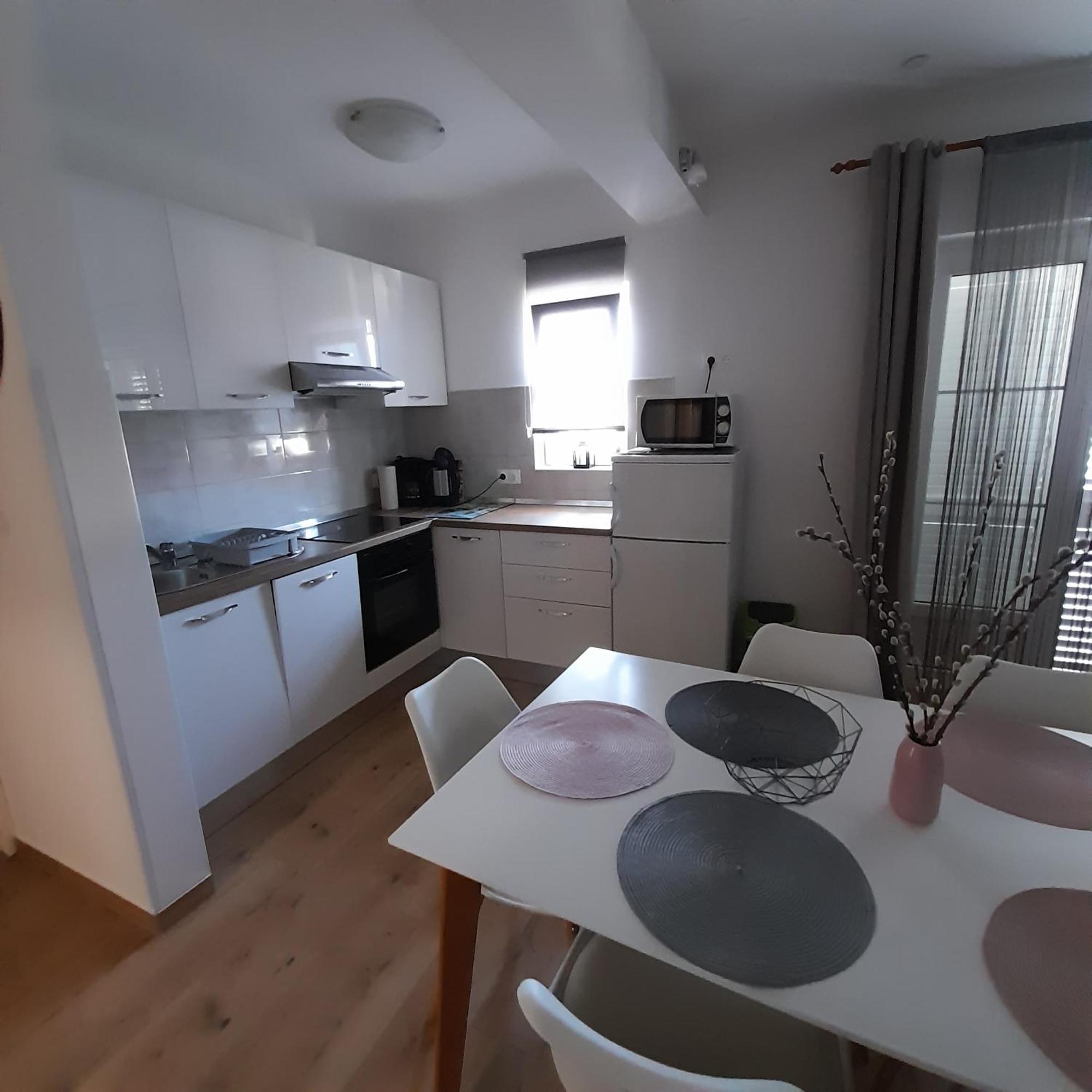 Apartments Filipovic Biograd Na Moru Eksteriør billede